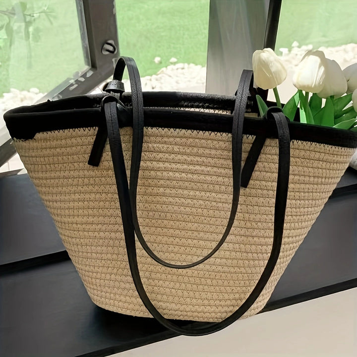 Spacious beach bag with reinforced bottom and easy-care material Bowlift