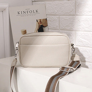 Elegant Shoulder Bag Made of High-Quality Leather Bowlift