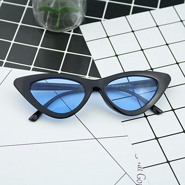 Women's Cat-Eye Sunglasses with Elegant Design and UV Protection Bowlift