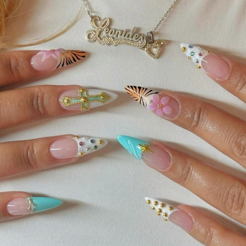 Animal-Inspired Press-On Nail Art Set Bowlift