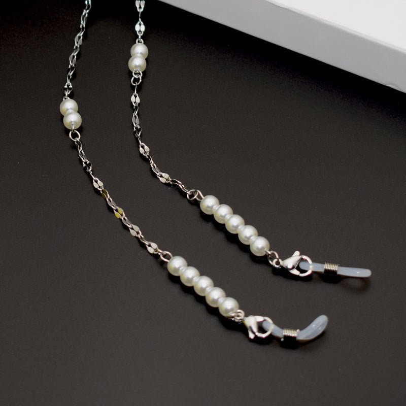 Decorative Pearl-Linked Eyewear Chain Bowlift