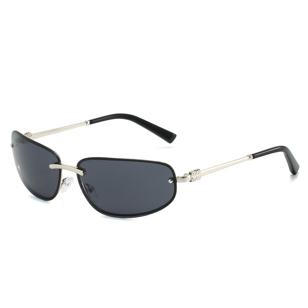 Luxurious Vintage-Inspired Gradient Sunglasses Bowlift