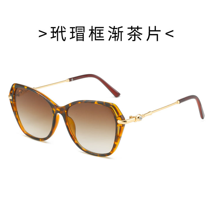 Women's fashionable Cat-Eye sunglasses with elegant metal frame Bowlift