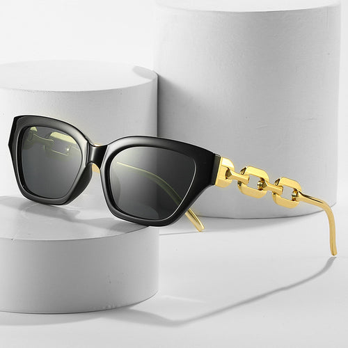 Women’s sunglasses with unique chain design Bowlift