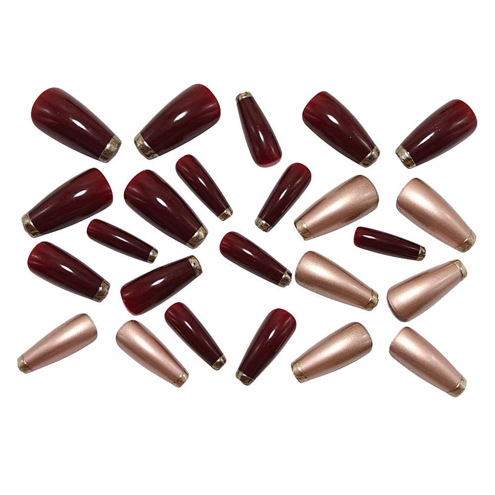 Glamorous artificial nails in metallic finish Bowlift