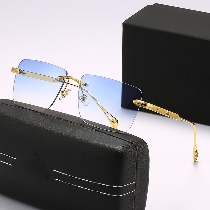 Women's fashionable square sunglasses with luxurious metal accents Bowlift
