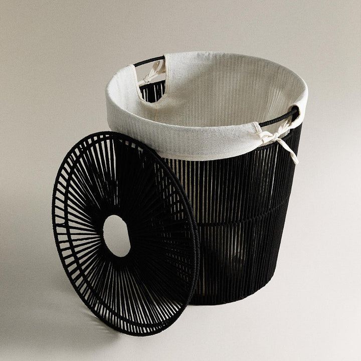 Stylish laundry basket with decorative cover Bowlift