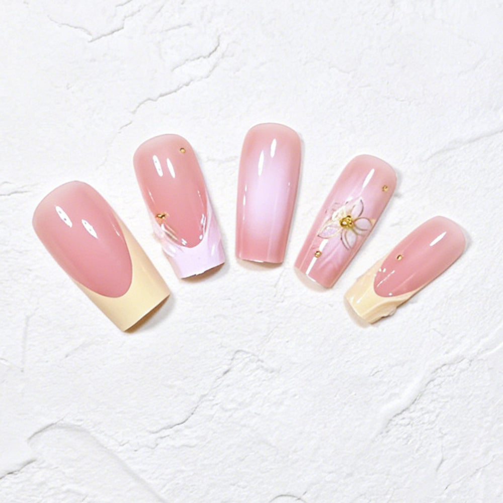 Elegant Floral Accent Press-On Nails Bowlift