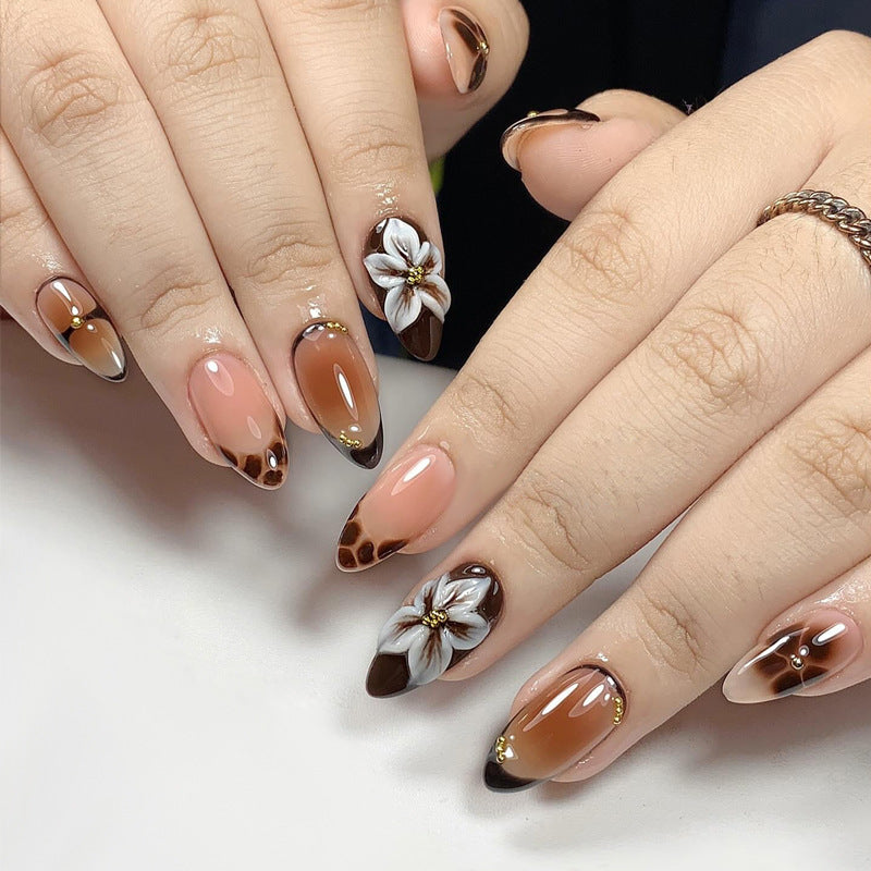 Artistic Press-On Nail Set with Floral and Color Block Design Bowlift