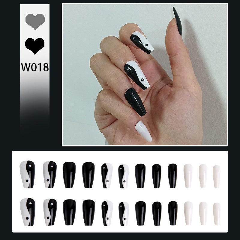 Artificial nails with Yin-Yang design Bowlift