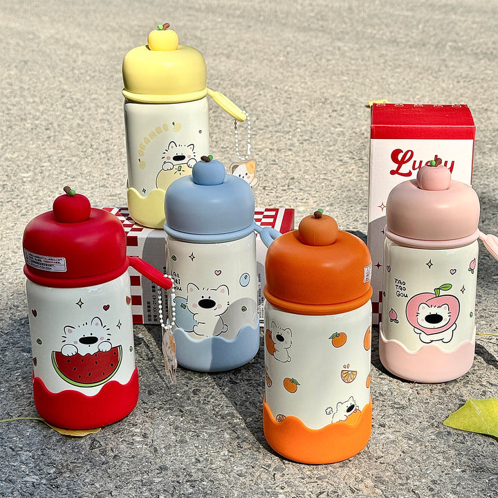 Women's water bottle with interactive fruit lid Bowlift