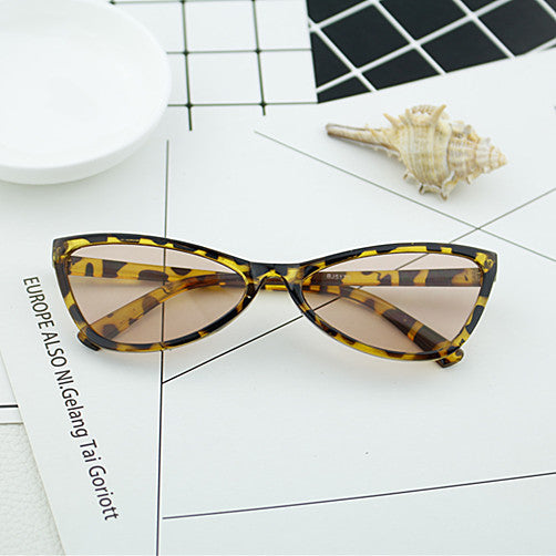 Women's geometric designer sunglasses in modern look Bowlift