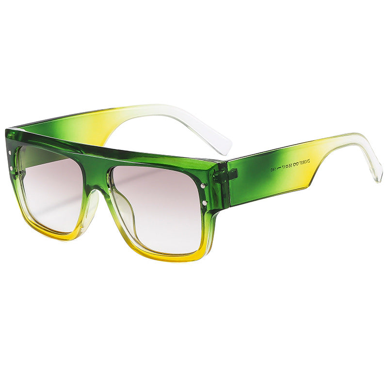 Women Oversized Sunglasses in Stylish Tortoiseshell Design Bowlift