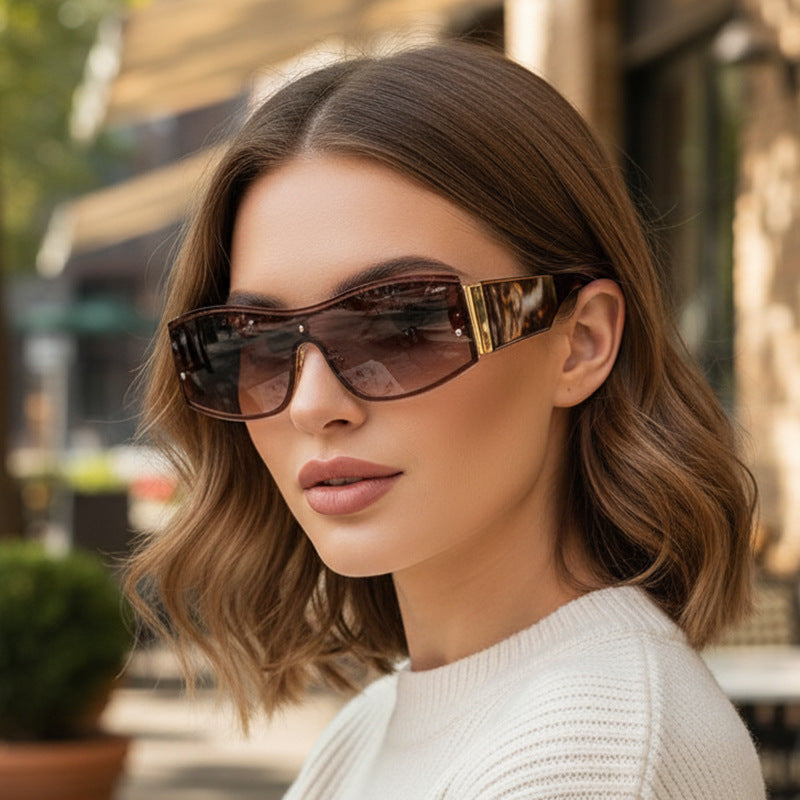 Women's fashionable sunglasses with a striking frame and high UV protection Bowlift