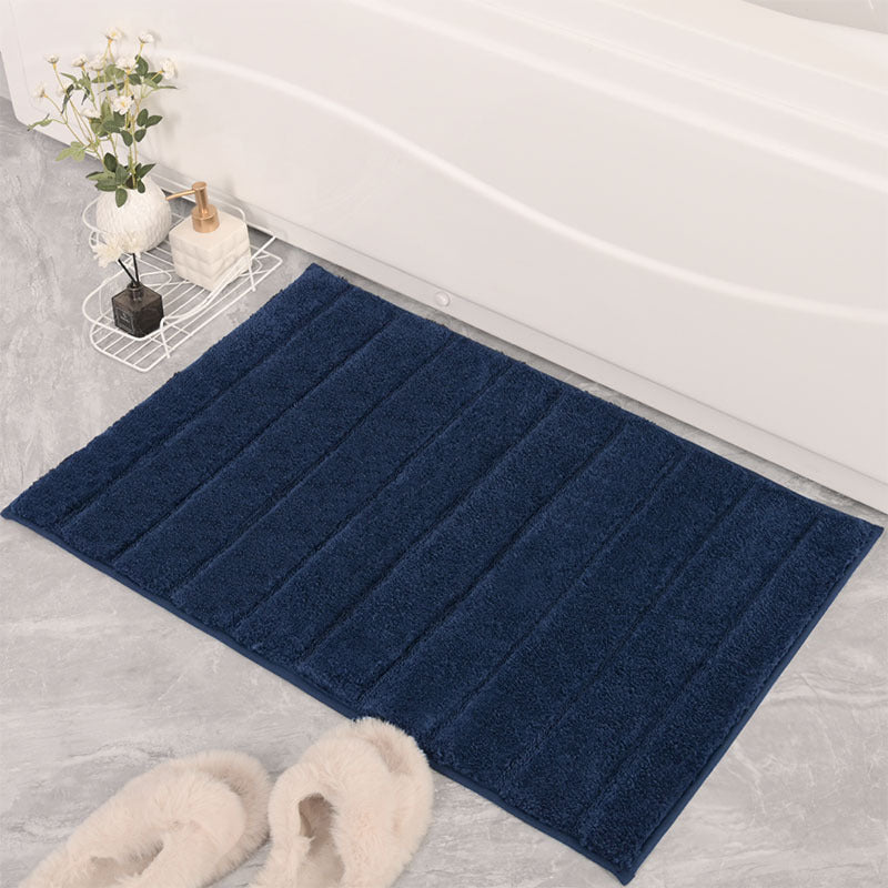 Plush Ribbed Bath Mat