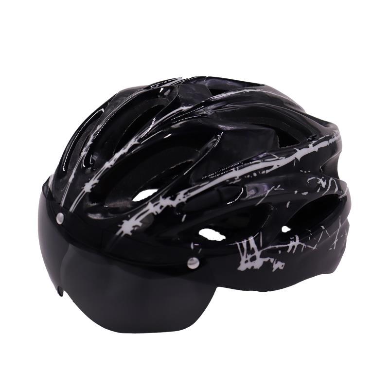 High-Performance Cycling Helmet Bowlift