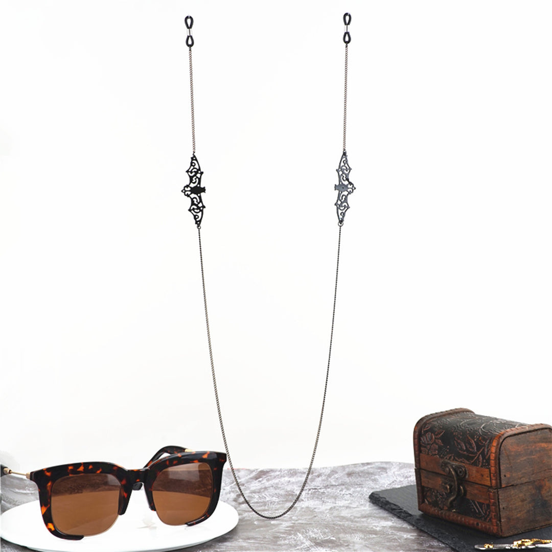 Decorative Eyewear Chain Bowlift