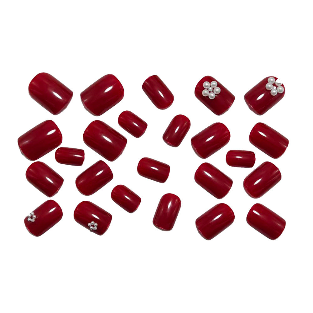 Artificial nails with glamorous decorations Bowlift