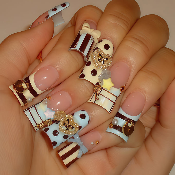 Decorative Press-On Nail Art Kit Bowlift