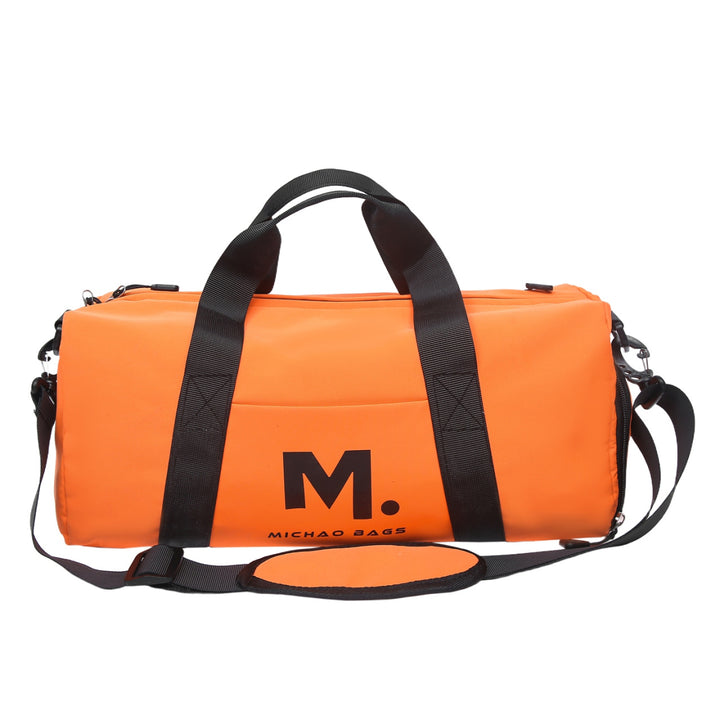 Sporty Travel Bag with Structured Interior Compartments Bowlift
