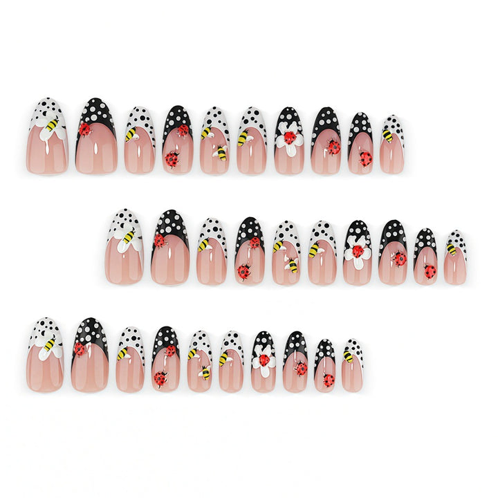 Artificial nails with cheerful animal motifs Bowlift