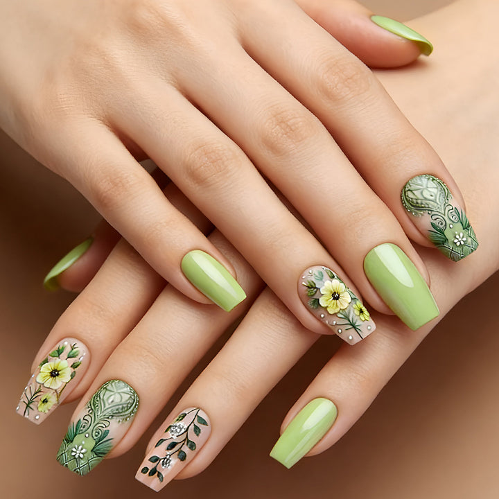 Floral Patterned Gel Nail Art Set Bowlift
