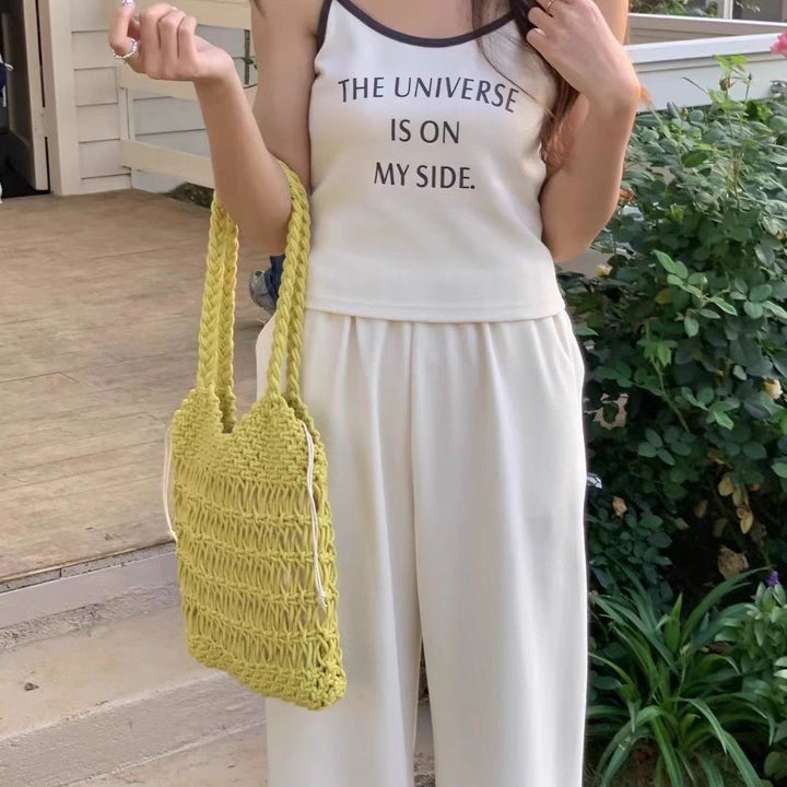 Hand-knotted shoulder bag with fine mesh design Bowlift