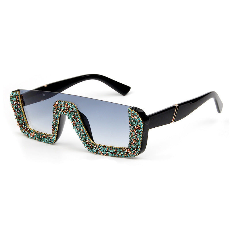 Ladies elegant glitter sunglasses with striking frame Bowlift