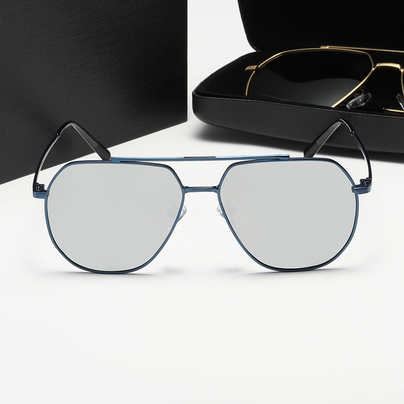 Women's stylish sunglasses with innovative metal frame Bowlift