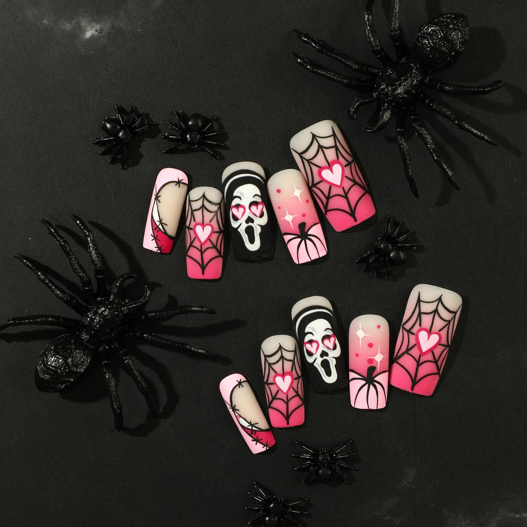 Artful Nail Art with Halloween Motif Bowlift