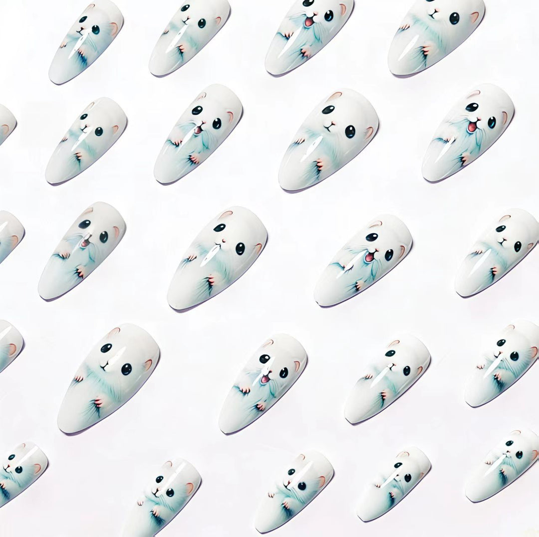 Nail art with cute animal design Bowlift