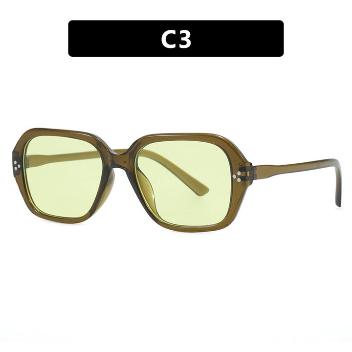 Women stylish sunglasses in trendy geometric design Bowlift