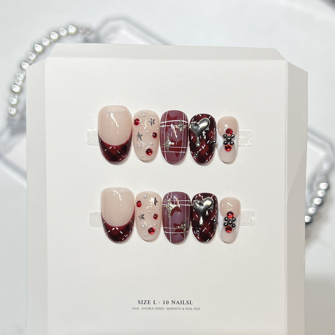 Premium Press-On Nail Art Set with Elegant Heart & Leaf Design Bowlift
