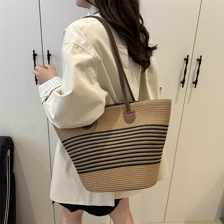 Stylish Straw Beach Tote Bag Bowlift