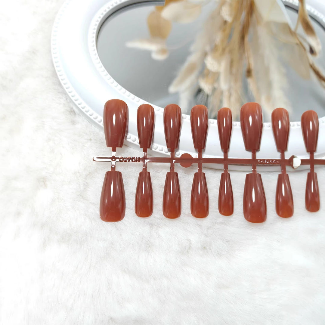 Artificial Nails in Elegant Drop Design Bowlift 1787298957