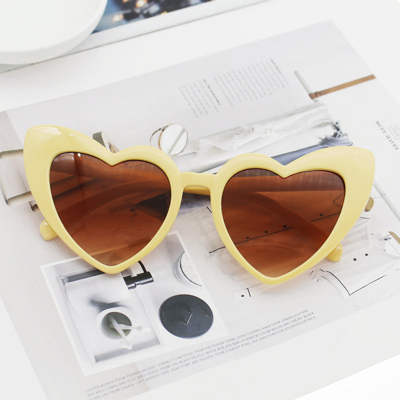 Women's Heart-Shaped Sunglasses with Glittering Frame Bowlift