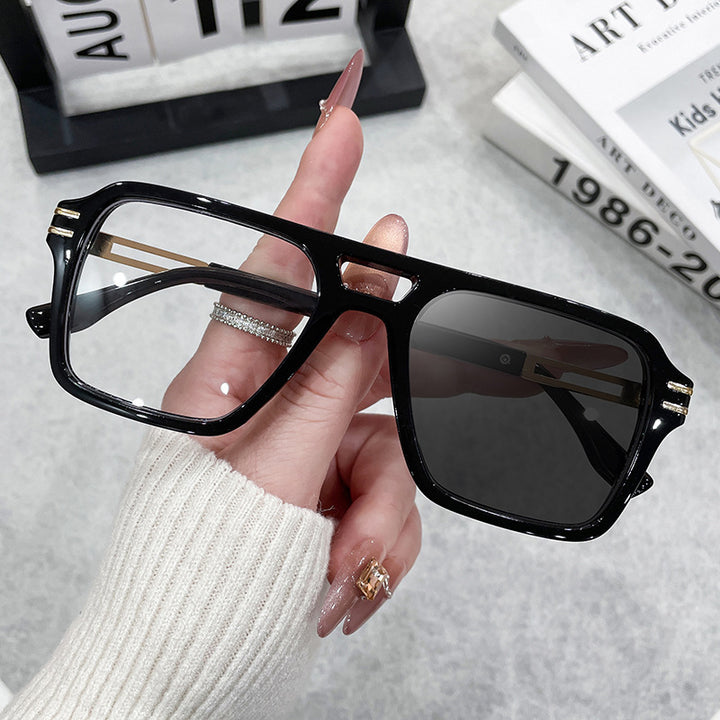Women’s fashionable glasses Bowlift