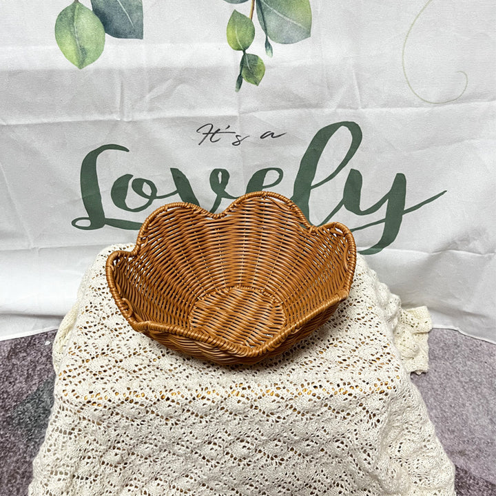 Women Decorative Fruit-and-Snack Basket Bowlift