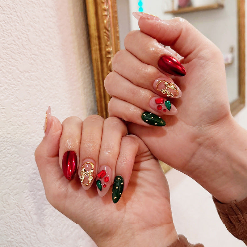 Artificial nail set with festive decorative details Bowlift