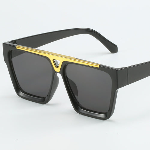 Ladies fashionable oversized sunglasses with stylish golden accent Bowlift
