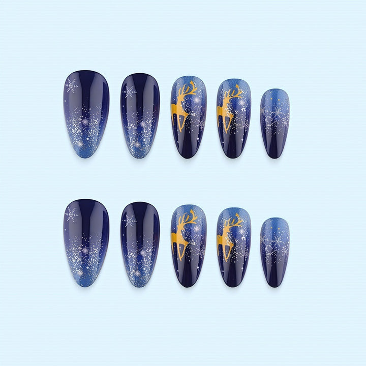 Creative artificial nails with winter motif Bowlift