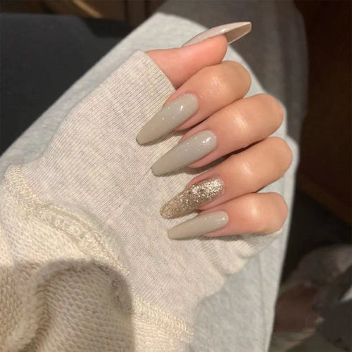 Artificial Glitter Nails Bowlift