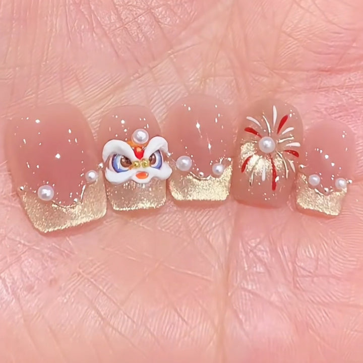 Artificial nails with elegant pearl and flower accents Bowlift