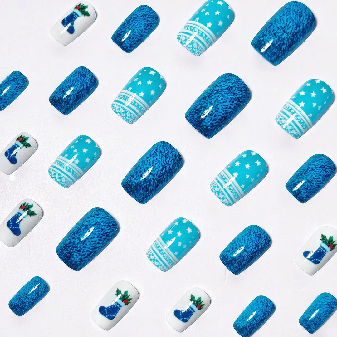 Festive Holiday-Themed Nail Art Bowlift 1788155600