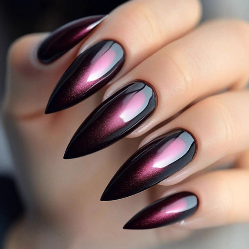 Glamorous artificial nails in elegant stiletto design Bowlift