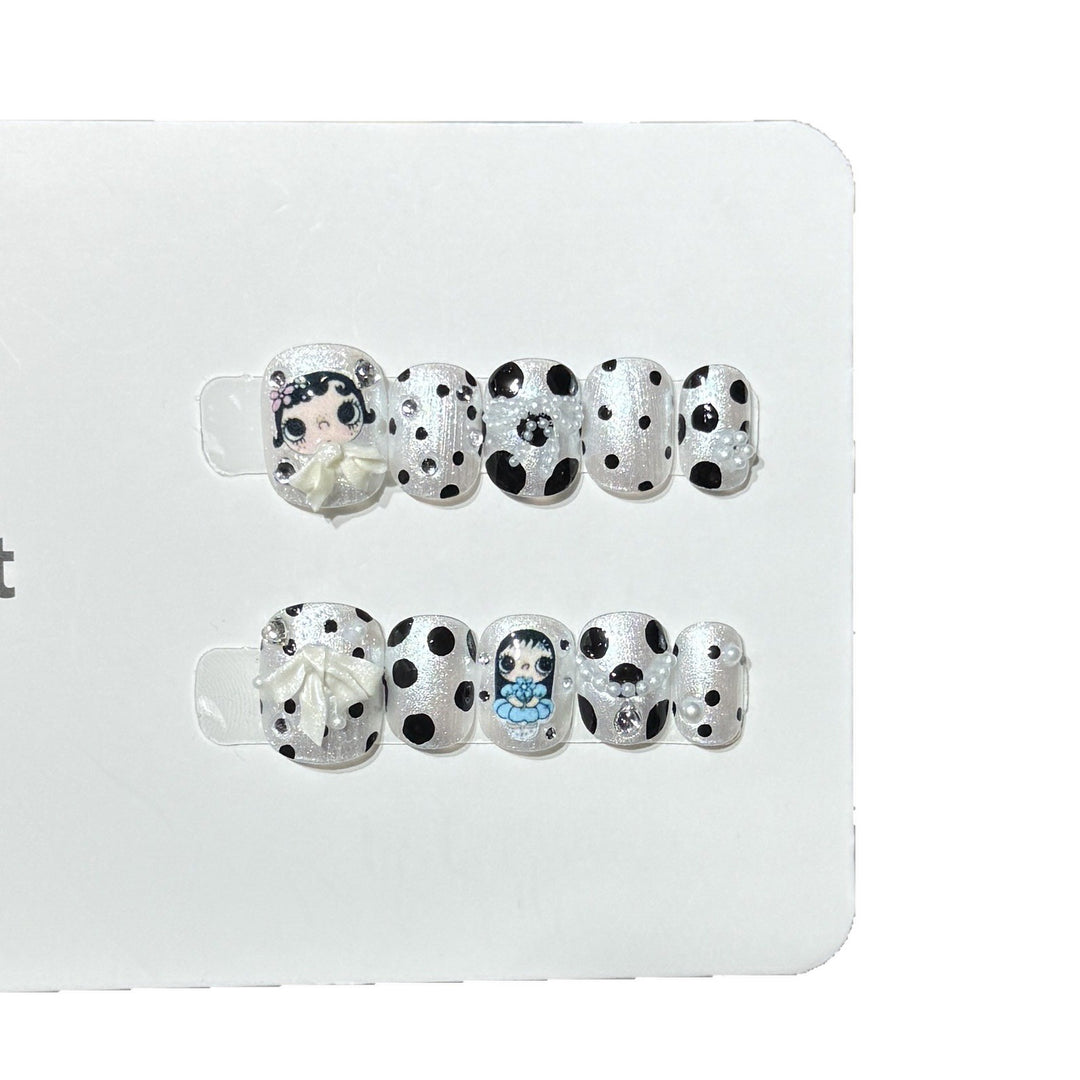 Whimsical Character Press-On Nail Art Set Bowlift