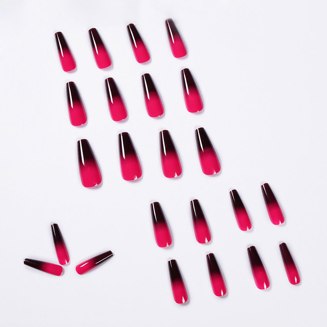 Artificial nail extensions with ombre effect Bowlift