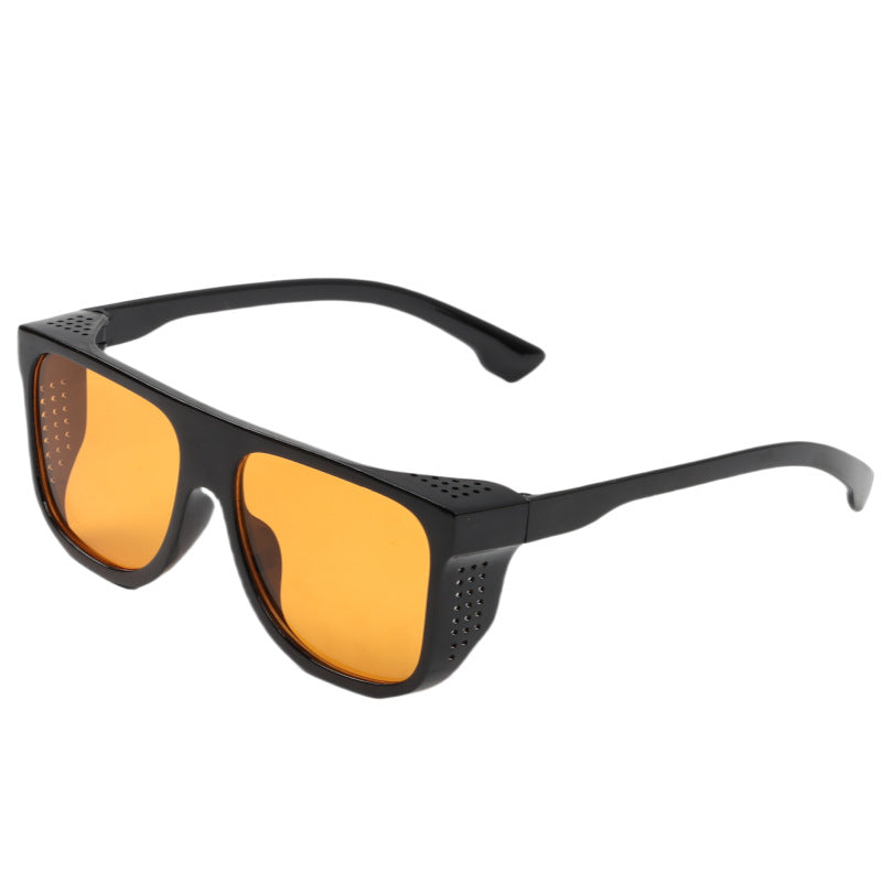 Women's fashionable oversized sunglasses with unique accent Bowlift