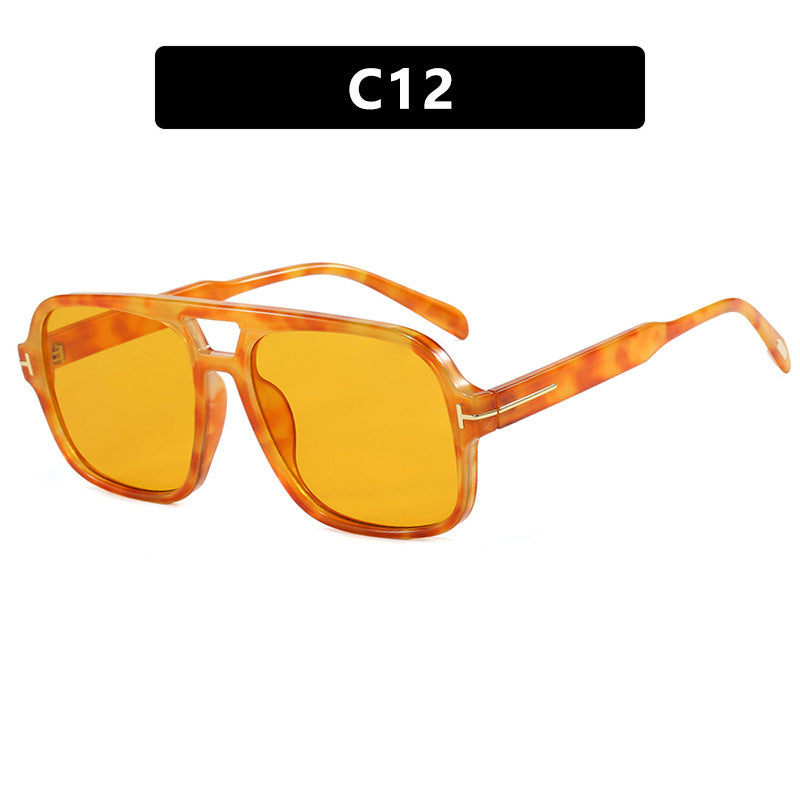 Women's Stylish Sunglasses in Distinctive Rectangular Format Bowlift