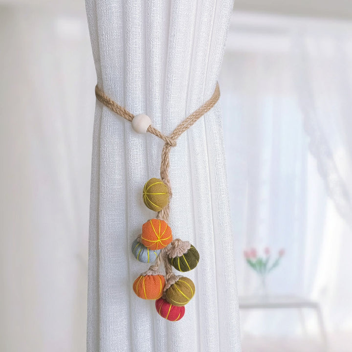 Decorative curtain tiebacks Bowlift